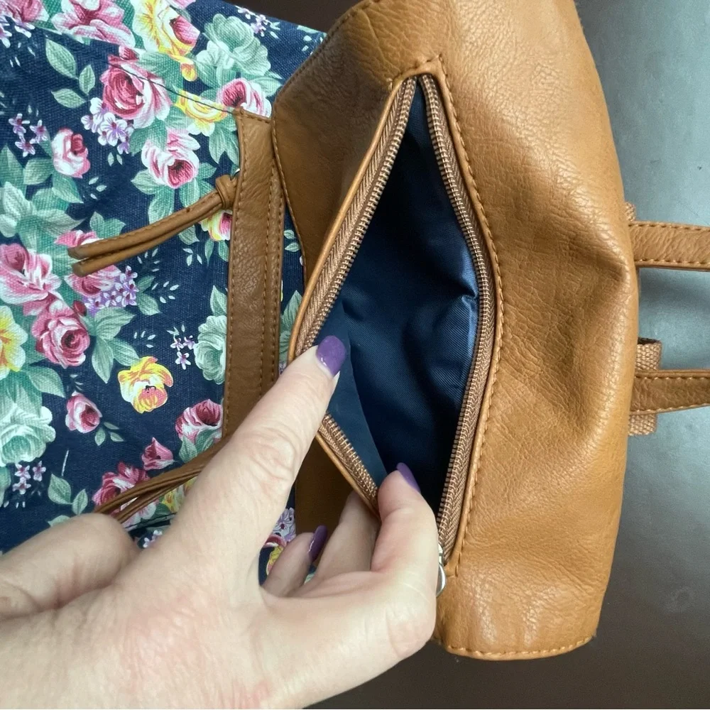 Bueno Floral & Tan Backpack